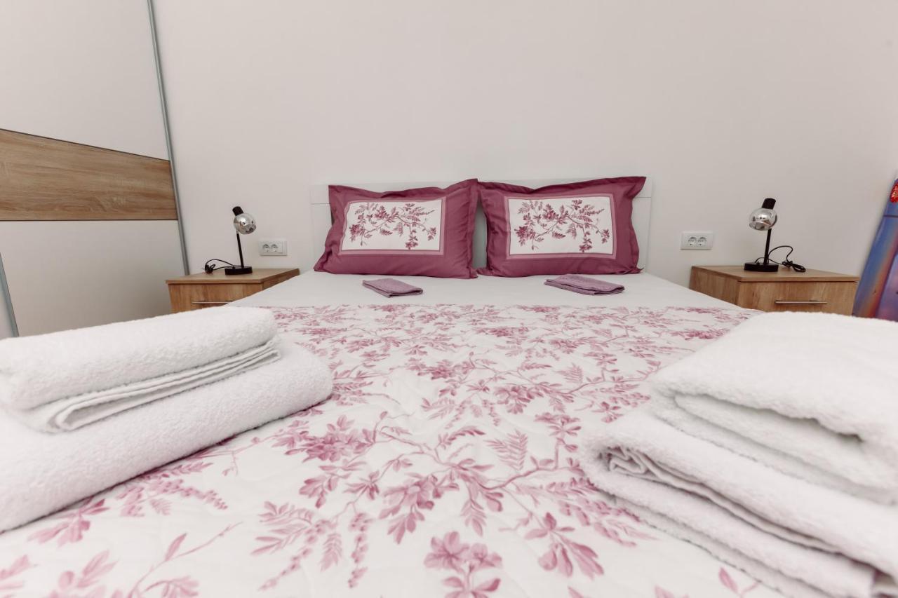 Waterfront Apartment Petrovina Kotor Exterior foto
