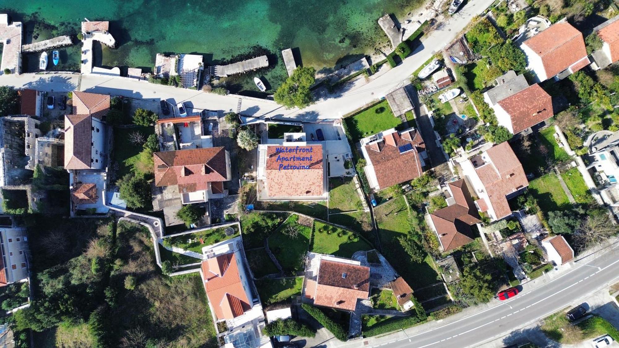 Waterfront Apartment Petrovina Kotor Exterior foto